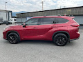 2022 Toyota Highlander Hybrid Platinum