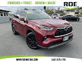 2022 Toyota Highlander Hybrid Platinum